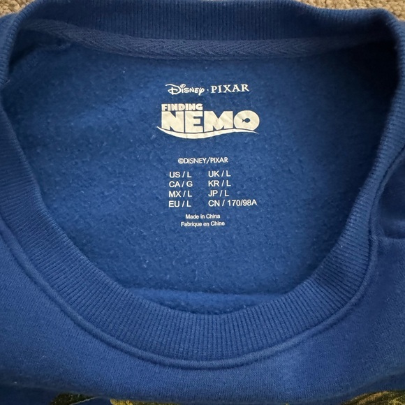 Disney Pixar Finding Nemo Sweater - Picture 2 of 3